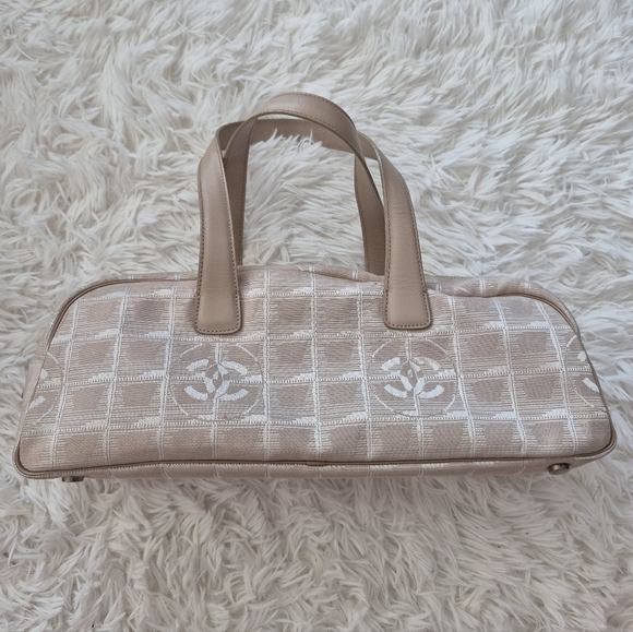 CHANEL Beige Baguette Travel Line Handbag - Picture 1 of 16